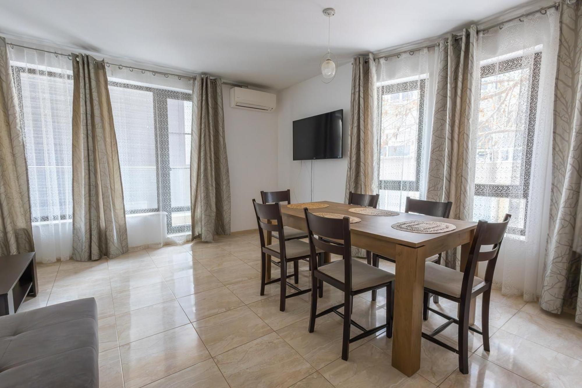 Sea Garden Marina 2 Apartment Varna Exterior photo